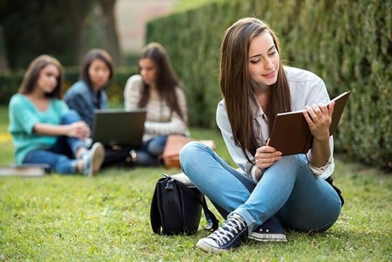 Du học Đức bằng tiếng Anh chi phí có đắt đỏ không?