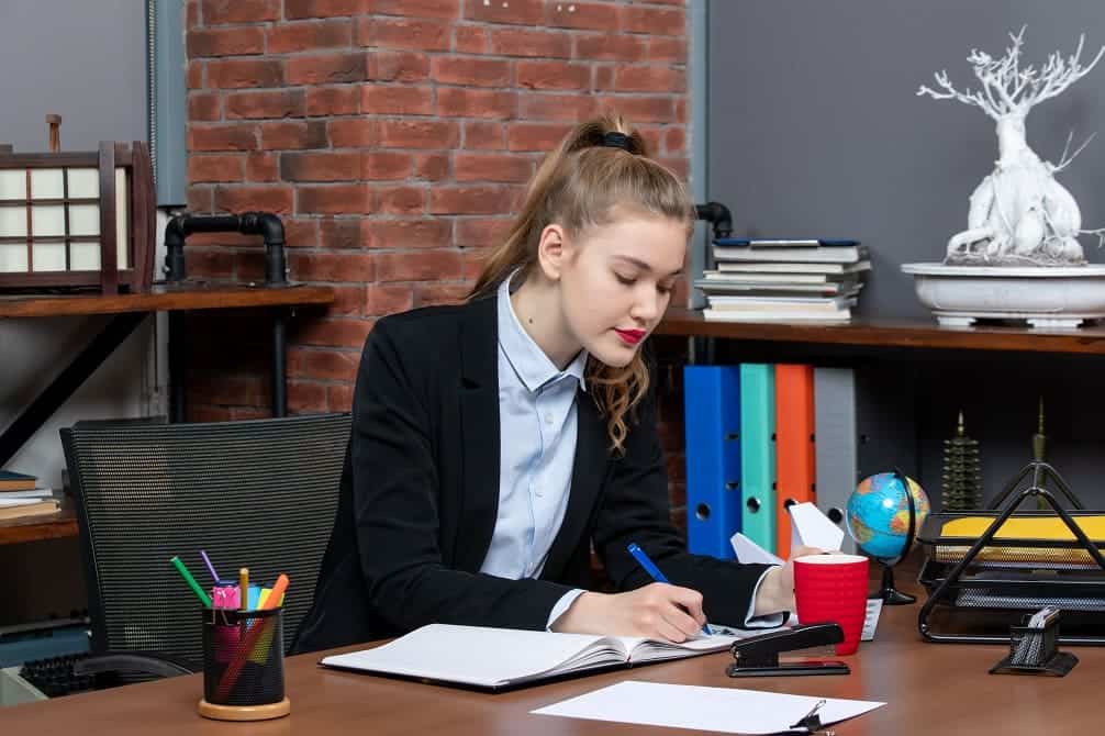 Tinh thần trách nhiệm cao là văn hóa làm việc của Đức 
